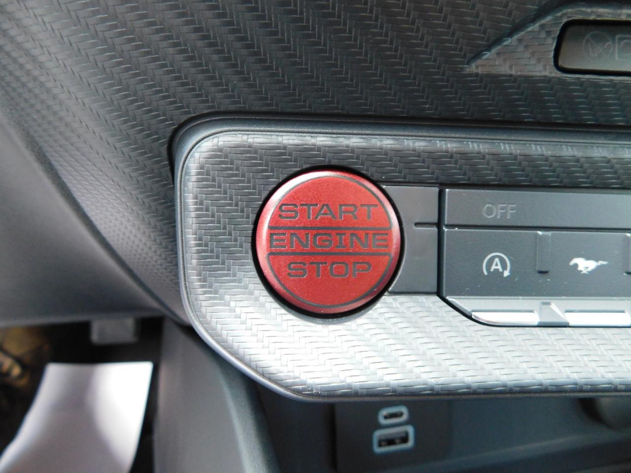 Ford Mustang EcoBoost Premium Fastback 2026