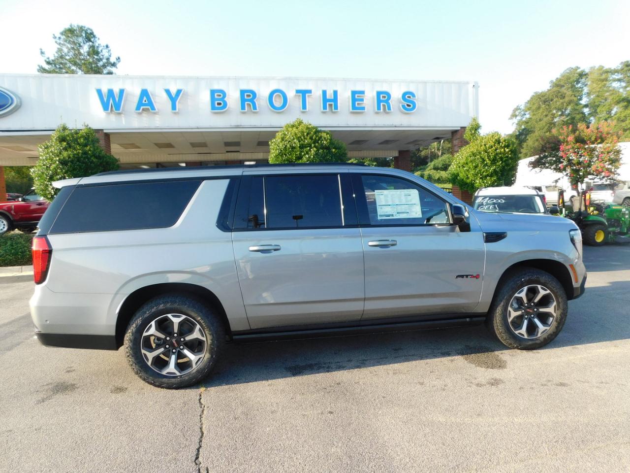 2026 GMC Yukon XL 4WD 4DR AT4 ULTIMATE