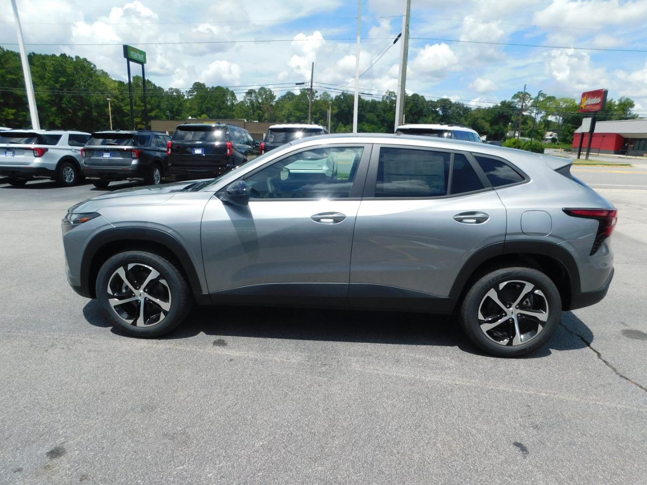 Chevrolet Trax FWD 4dr 1RS 2026