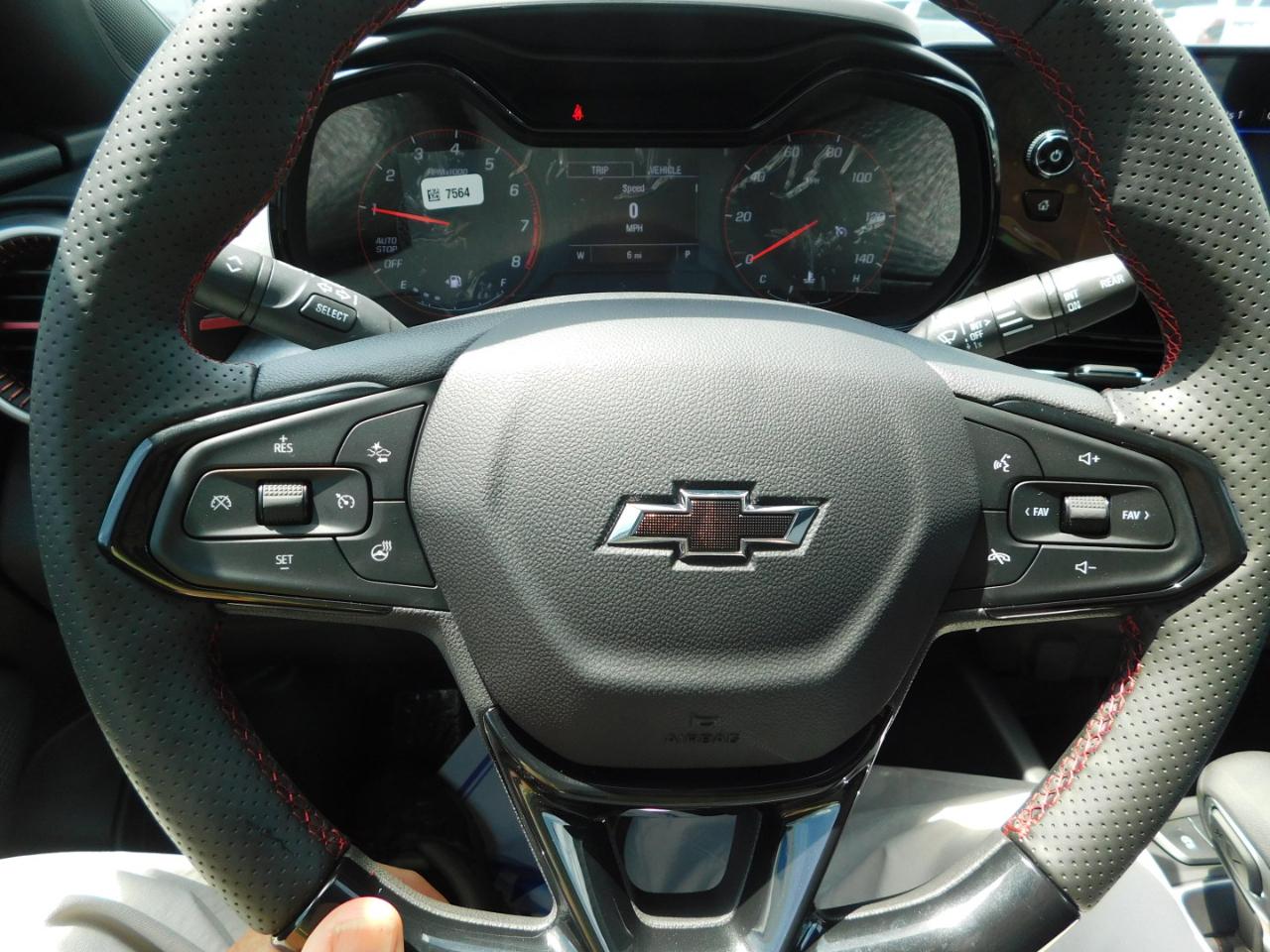 Chevrolet Trax FWD 4dr 1RS 2026