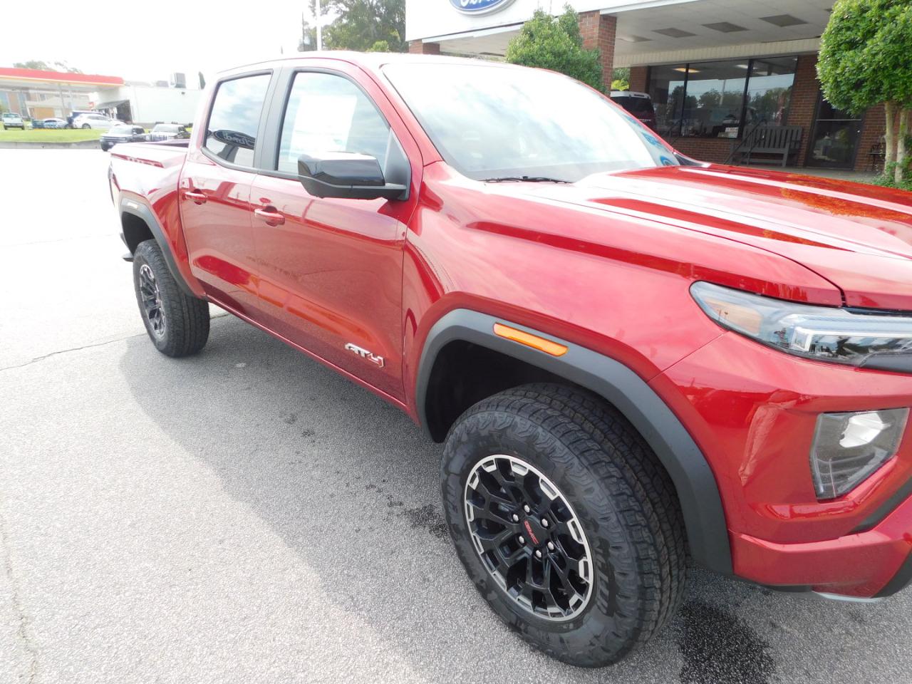 GMC Canyon 4WD Crew Cab AT4 2026