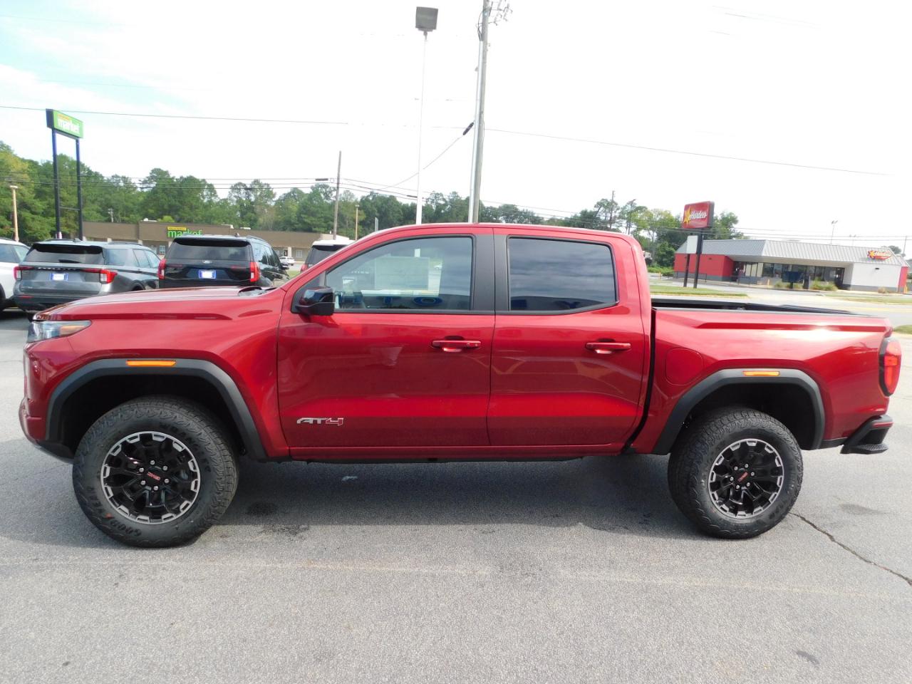 GMC Canyon 4WD Crew Cab AT4 2026