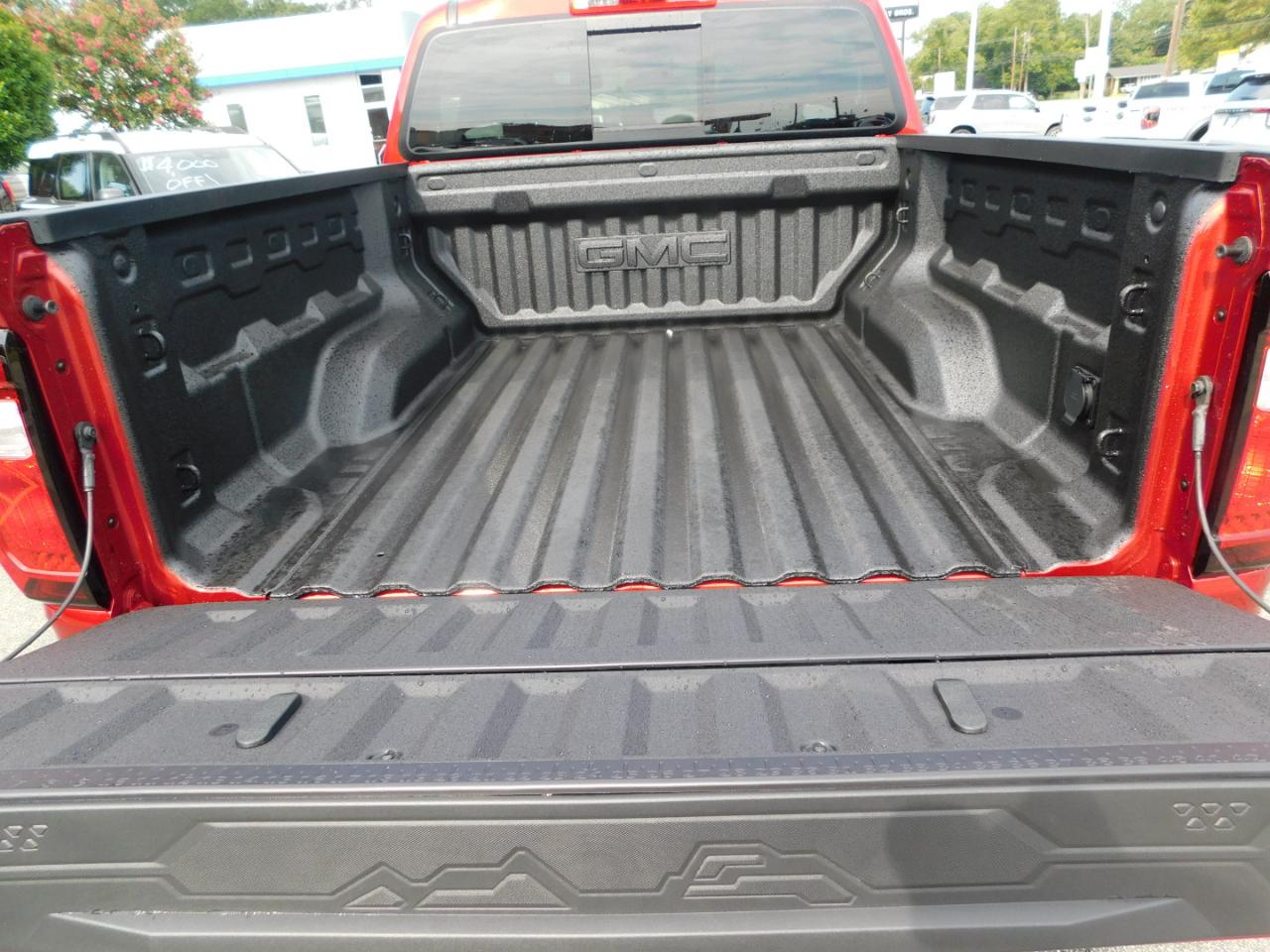 GMC Canyon 4WD Crew Cab AT4 2026
