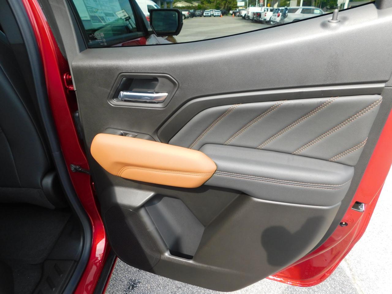 GMC Canyon 4WD Crew Cab AT4 2026