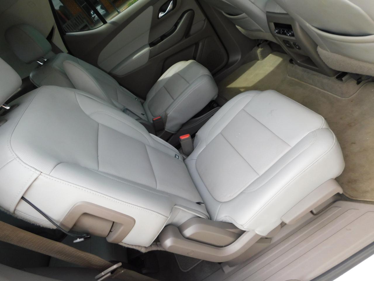 Chevrolet Traverse FWD 4dr Premier 2021