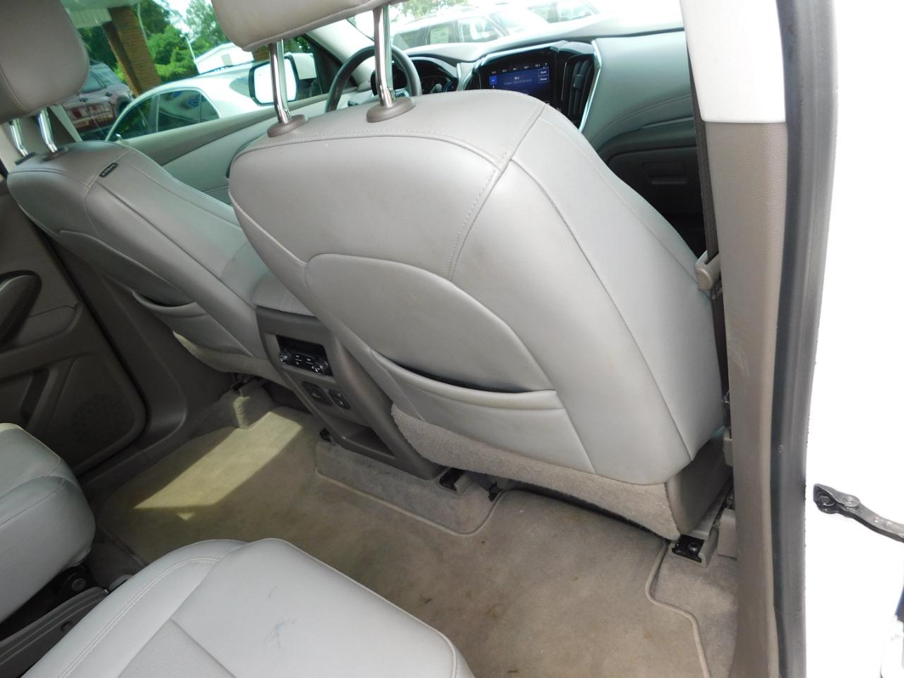 Chevrolet Traverse FWD 4dr Premier 2021