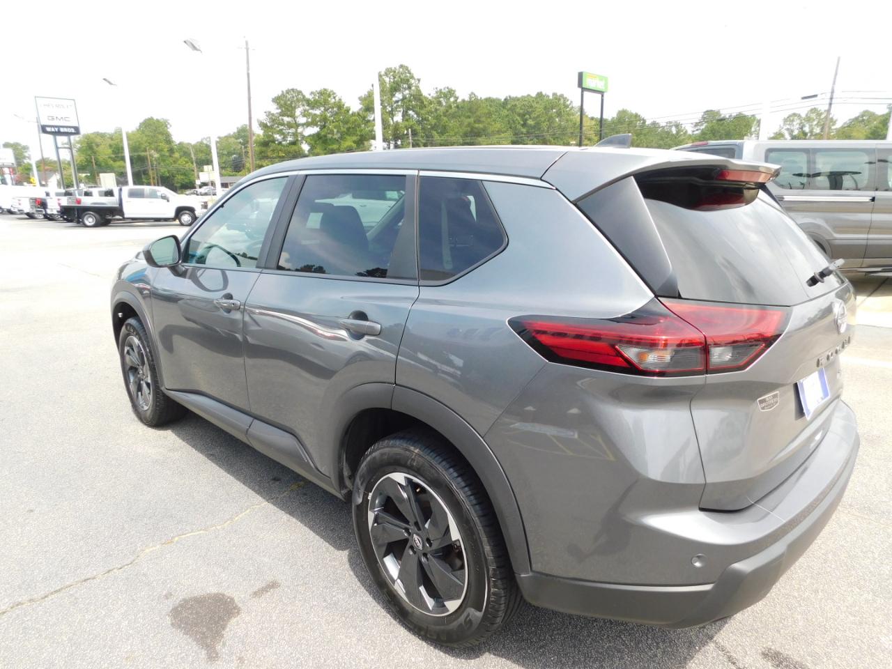 Nissan Rogue AWD SV 2025