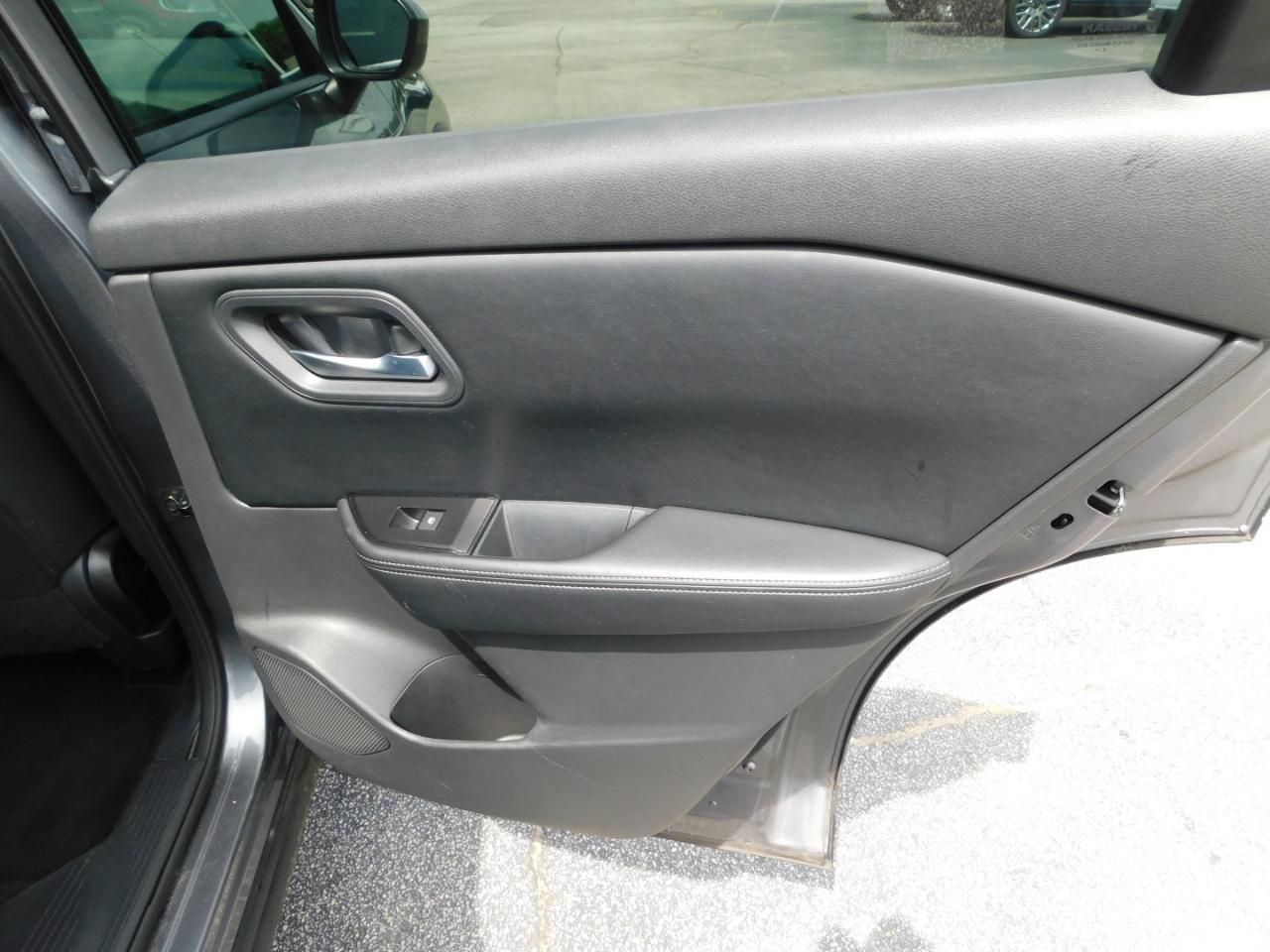 Nissan Rogue AWD SV 2025