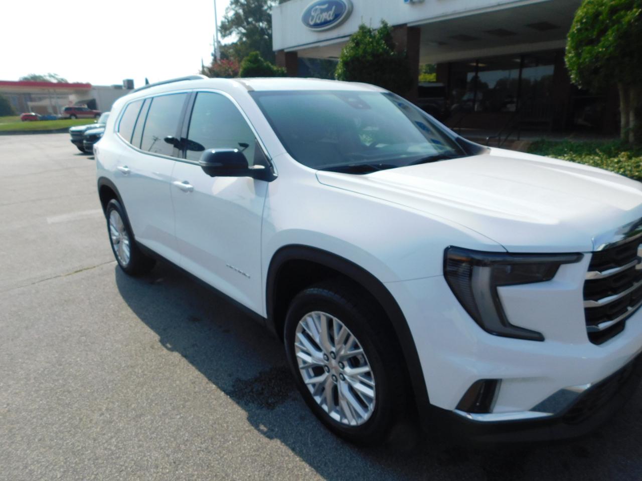 GMC Acadia FWD 4dr Elevation 2026