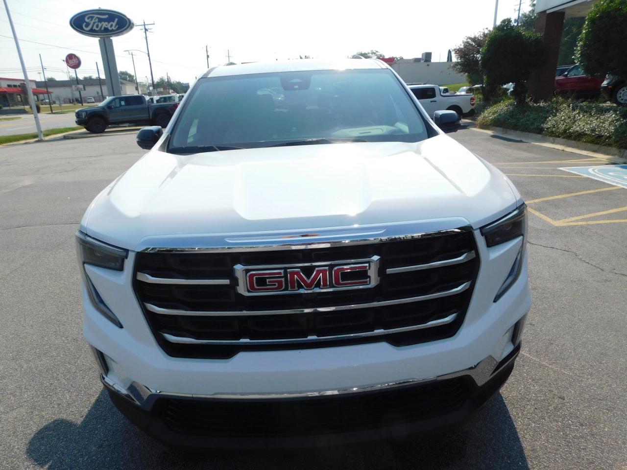 GMC Acadia FWD 4dr Elevation 2026