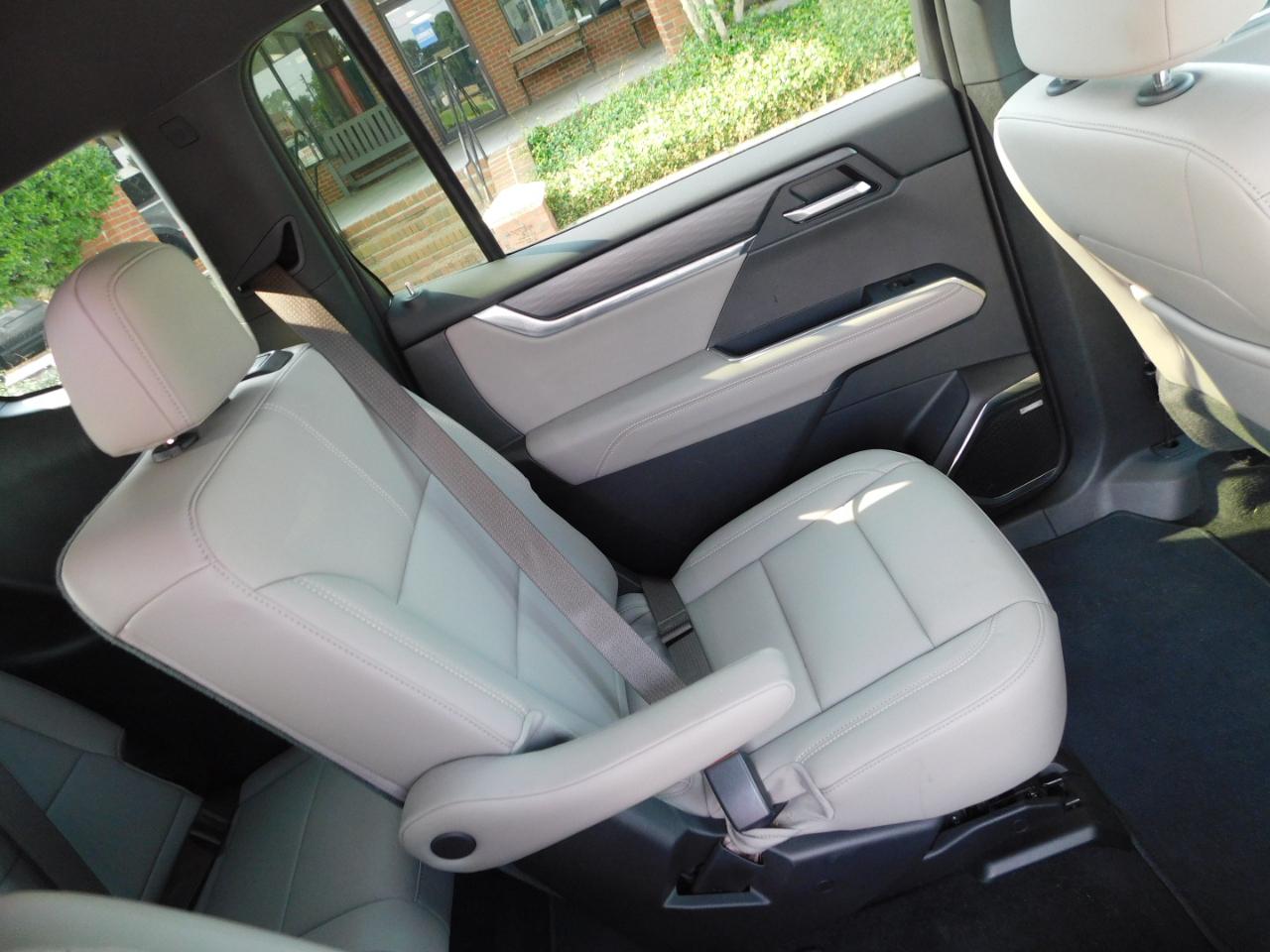 GMC Acadia FWD 4dr Elevation 2026
