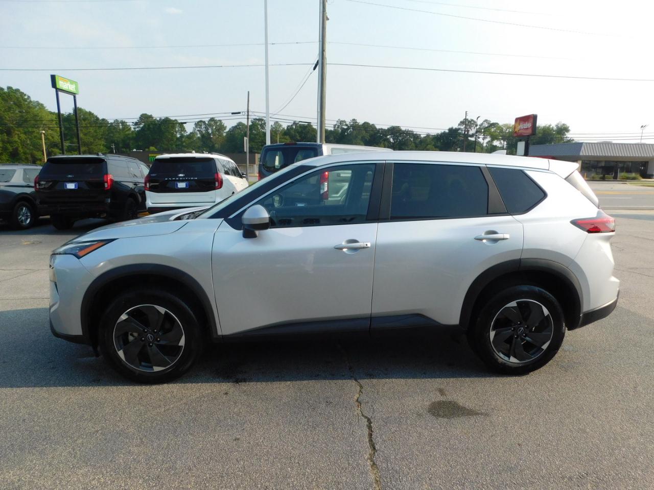 Nissan Rogue AWD SV 2025