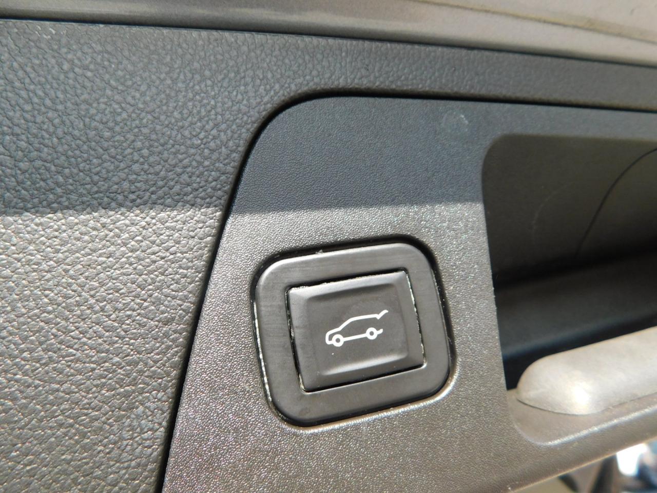 Buick Envision FWD 4dr Essence 2019