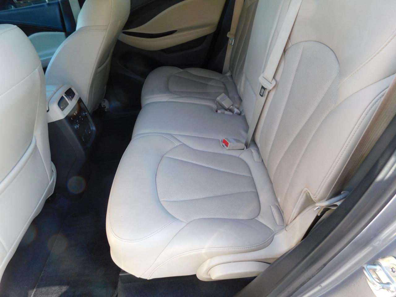 Buick Envision FWD 4dr Essence 2019