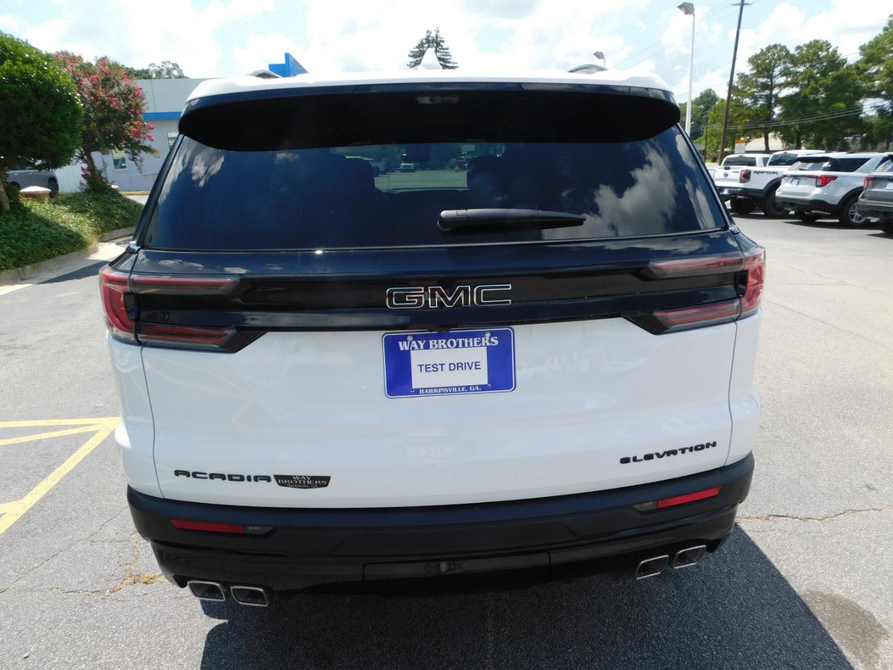 GMC Acadia FWD 4dr Elevation 2026