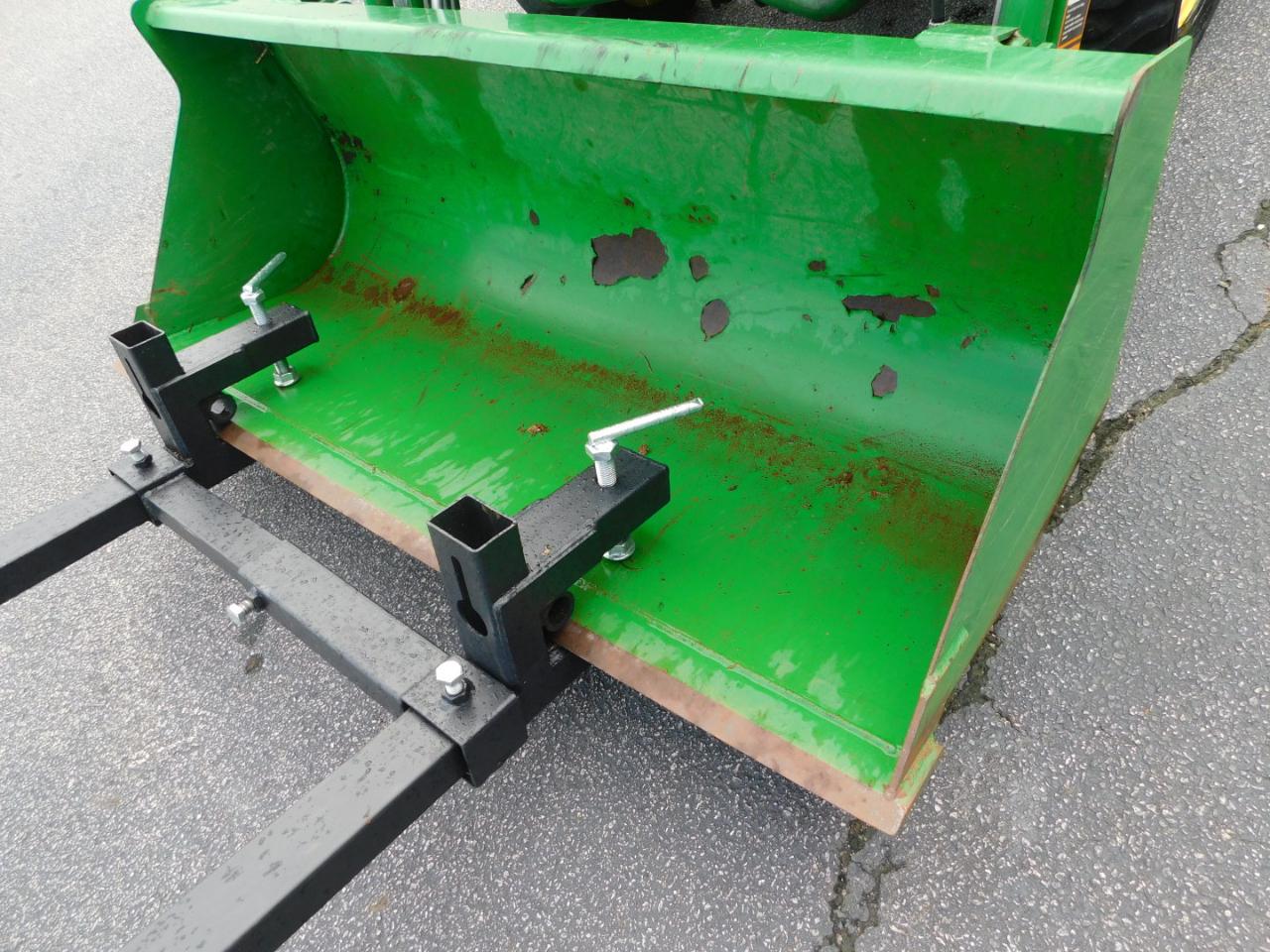 John Deere 1025R  2022