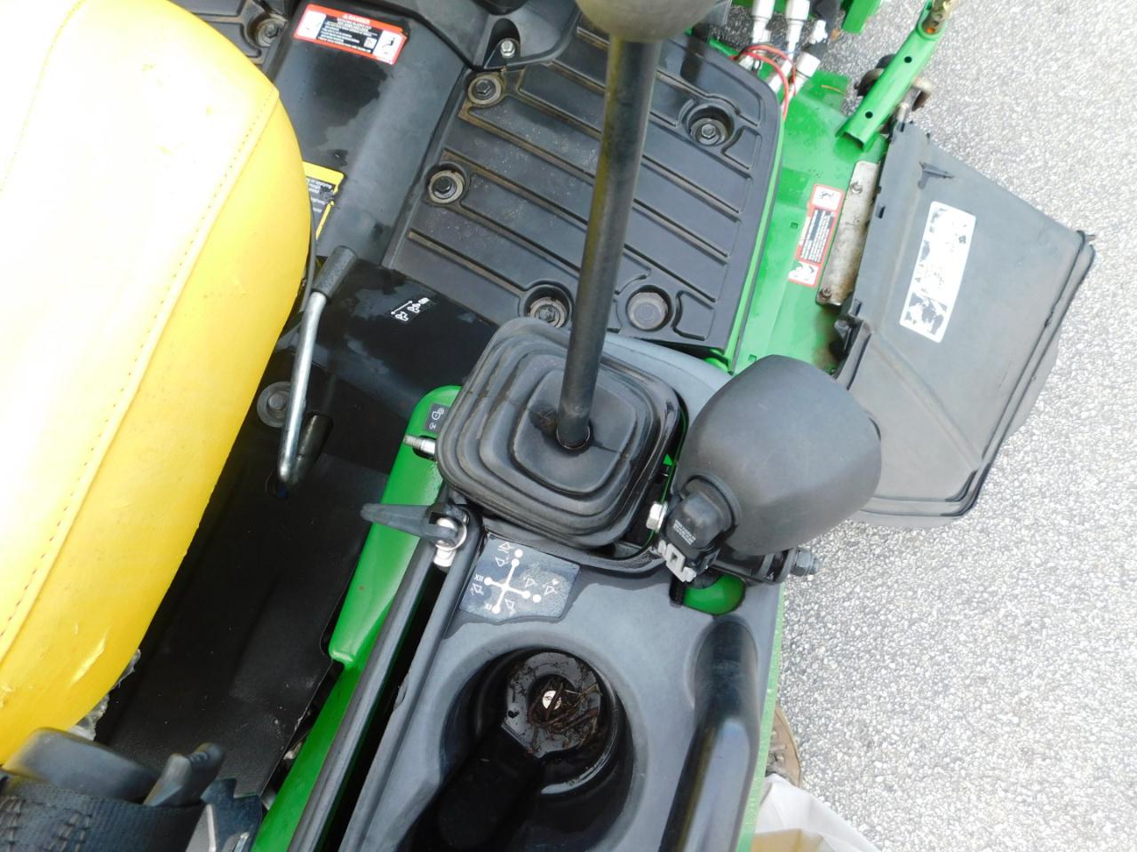 John Deere 1025R  2022