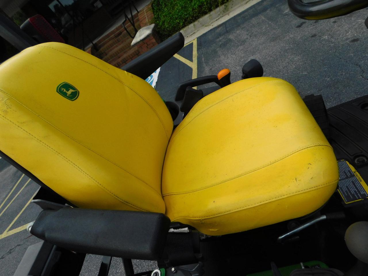 John Deere 1025R  2022