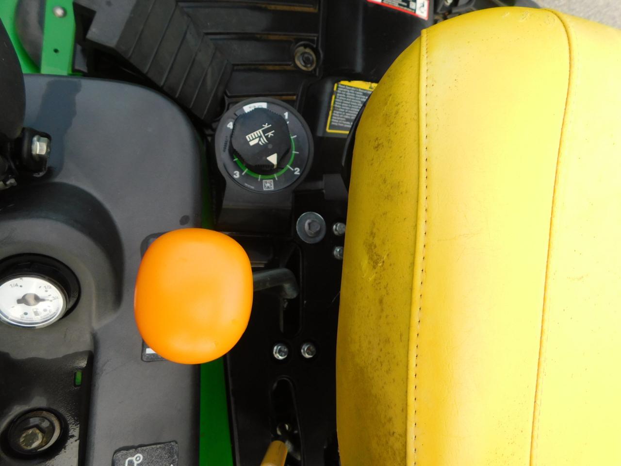 John Deere 1025R  2022