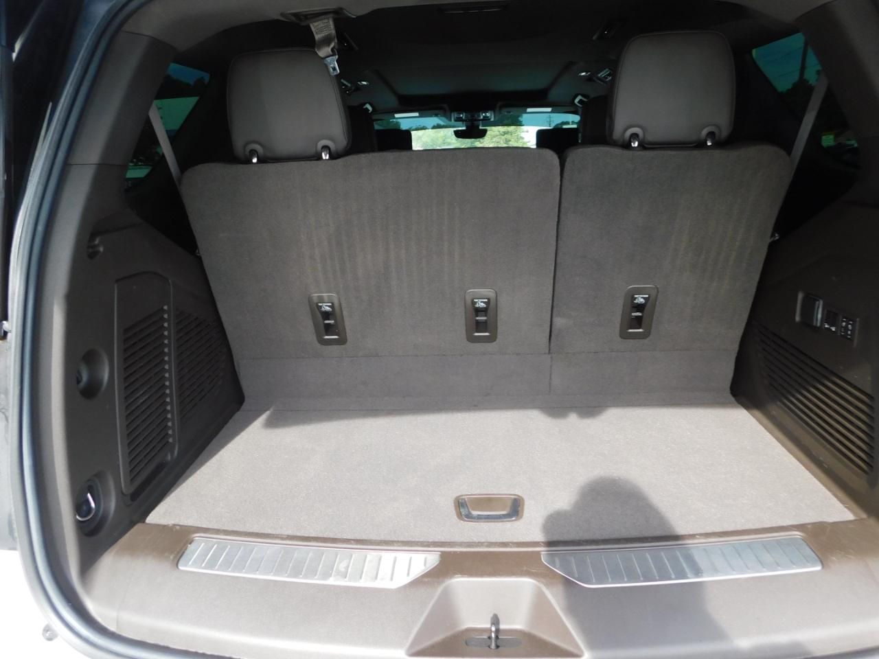 GMC Yukon 4WD 4dr Denali 2021