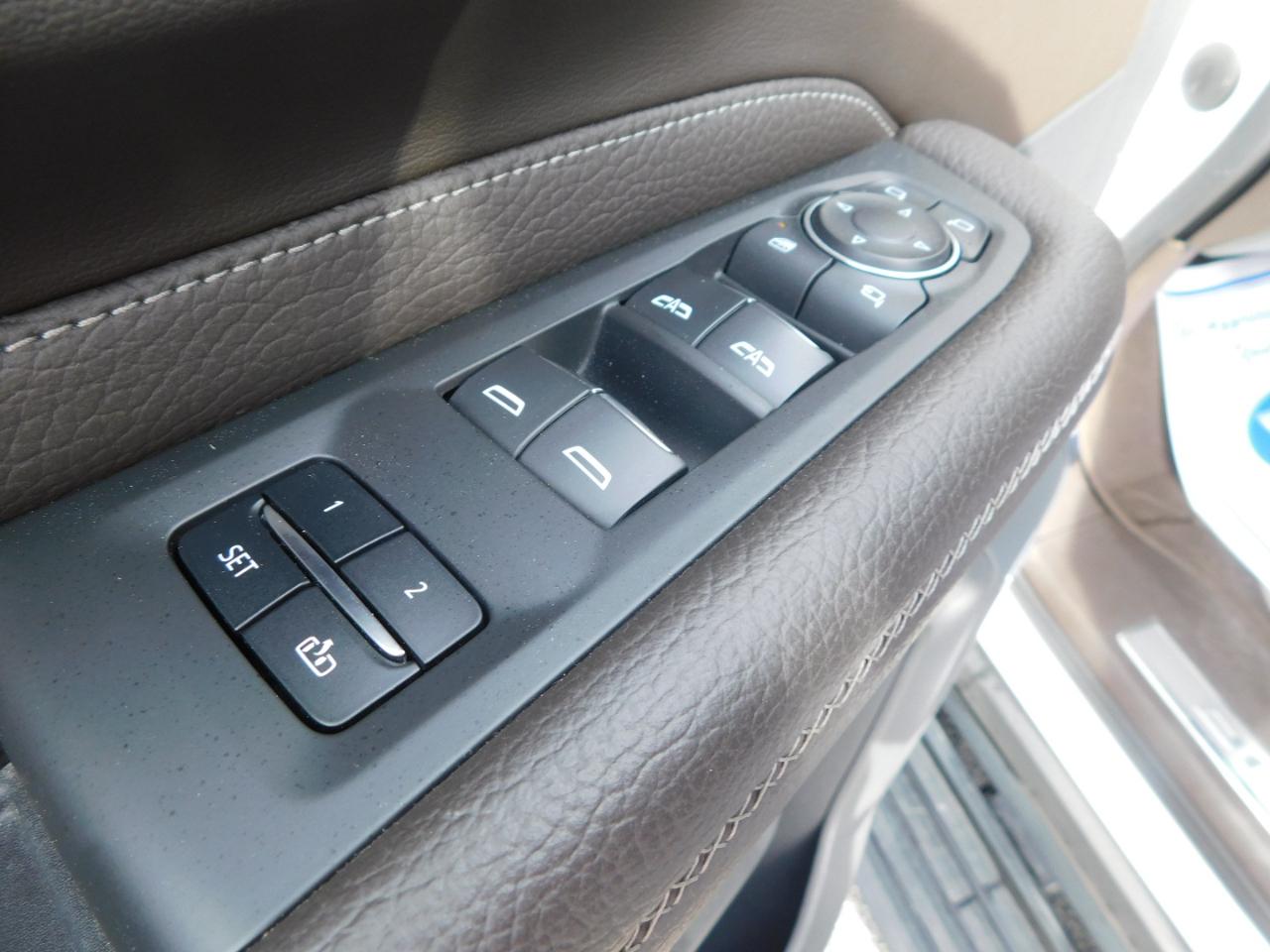 GMC Yukon 4WD 4dr Denali 2021