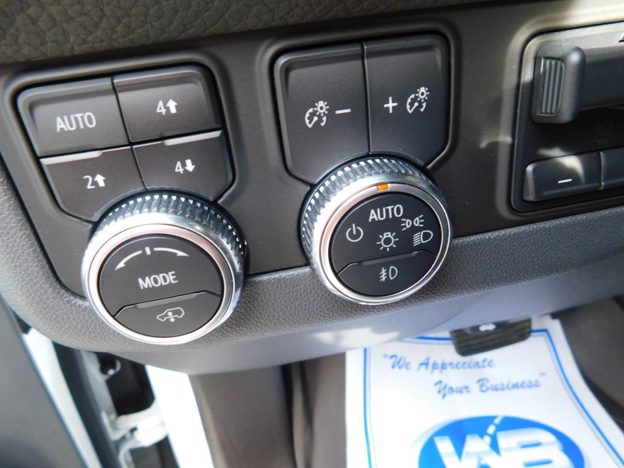 GMC Yukon 4WD 4dr Denali 2021