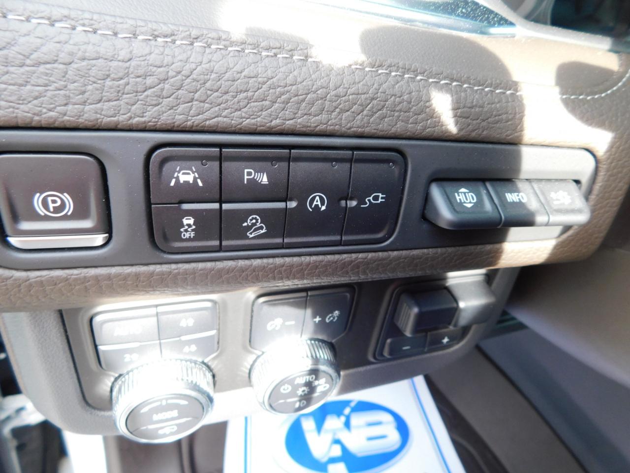 GMC Yukon 4WD 4dr Denali 2021