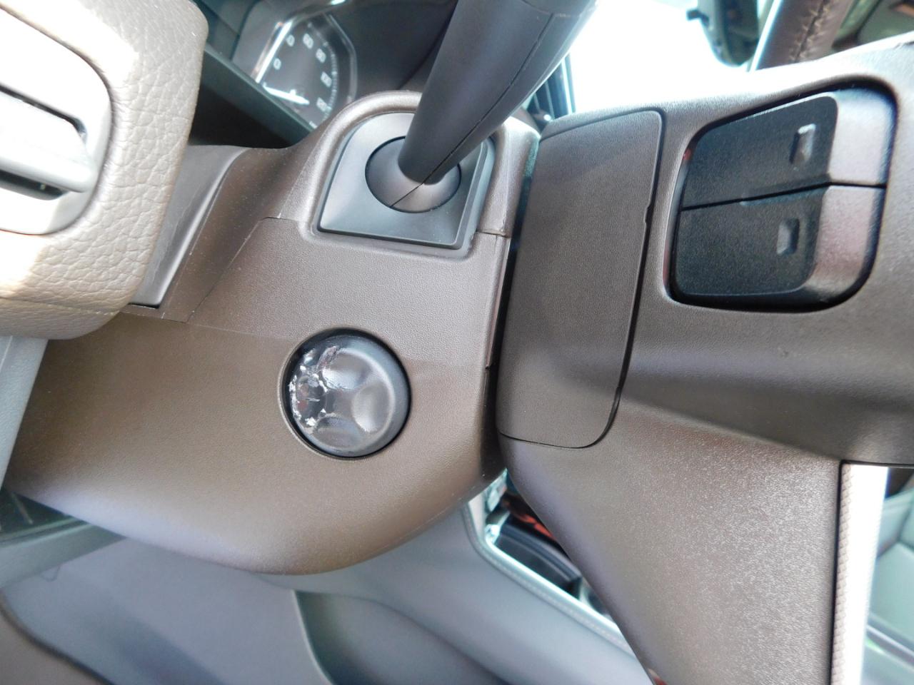 GMC Yukon 4WD 4dr Denali 2021