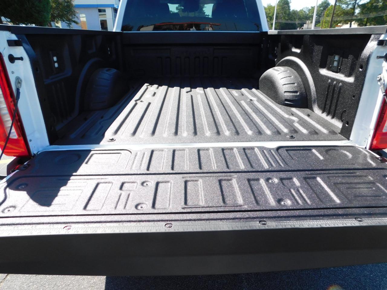 Ford Super Duty F-250 SRW  2027