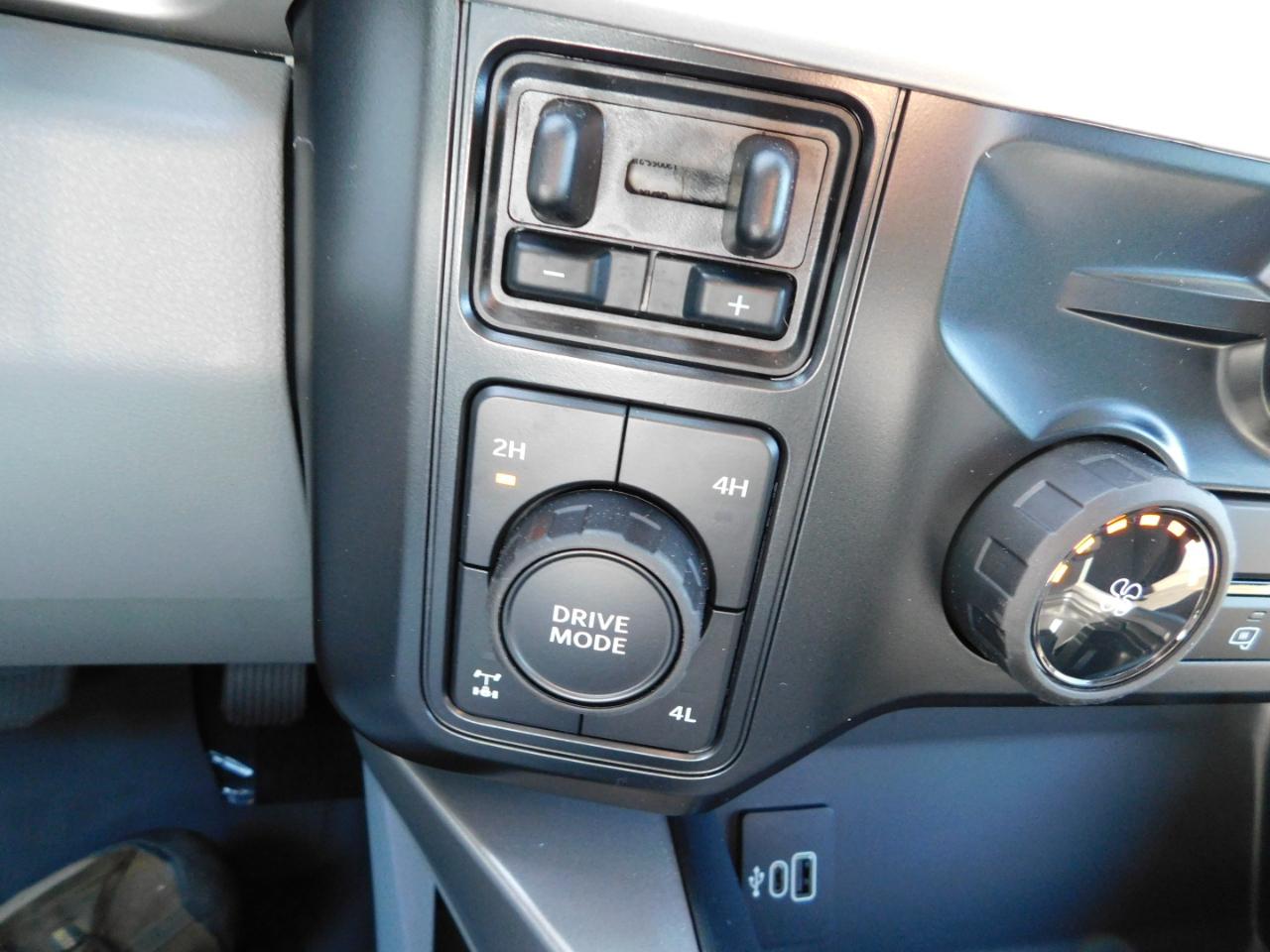 Ford Super Duty F-250 SRW  2027