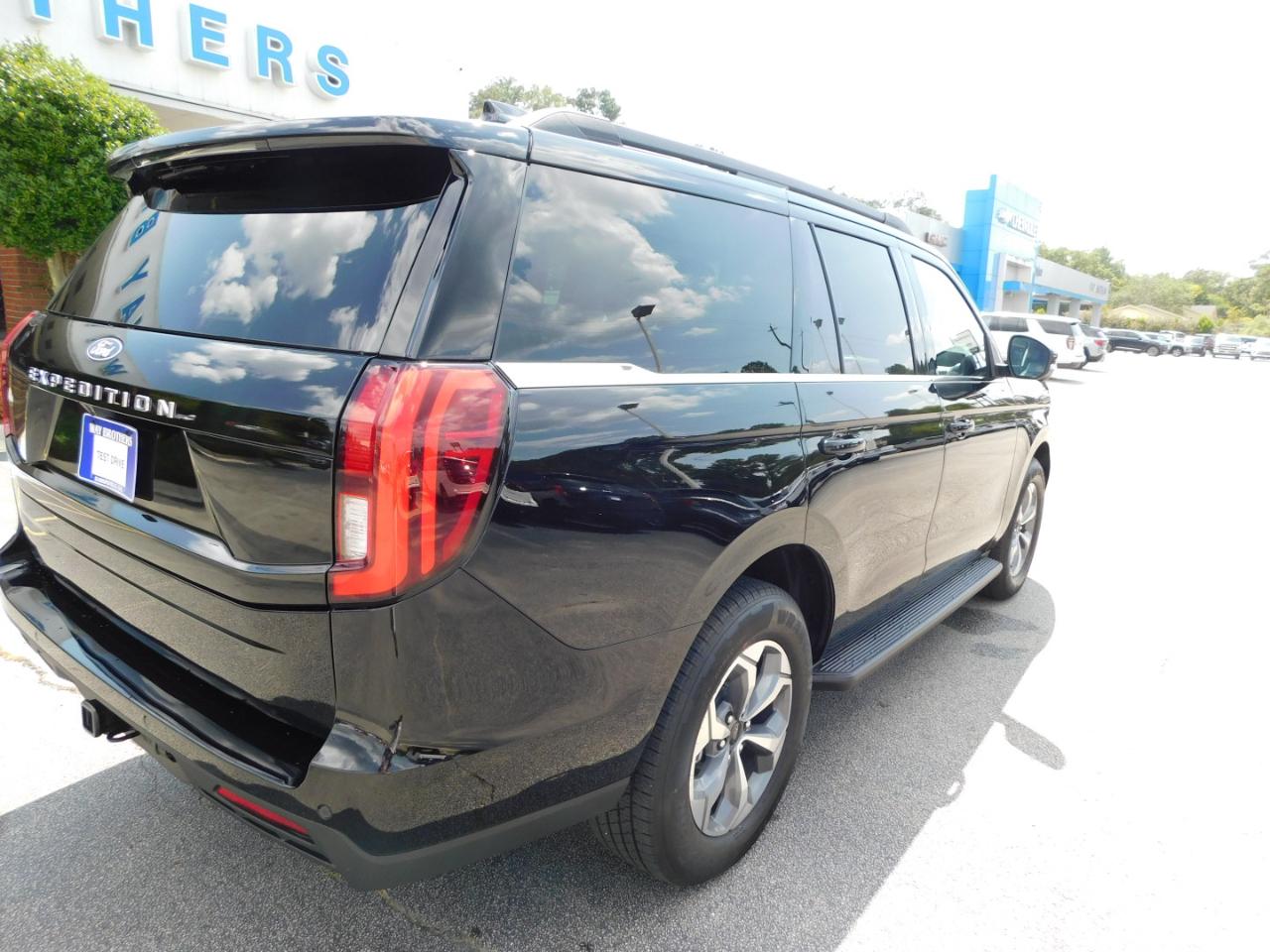 Ford Expedition Active 4x2 2027