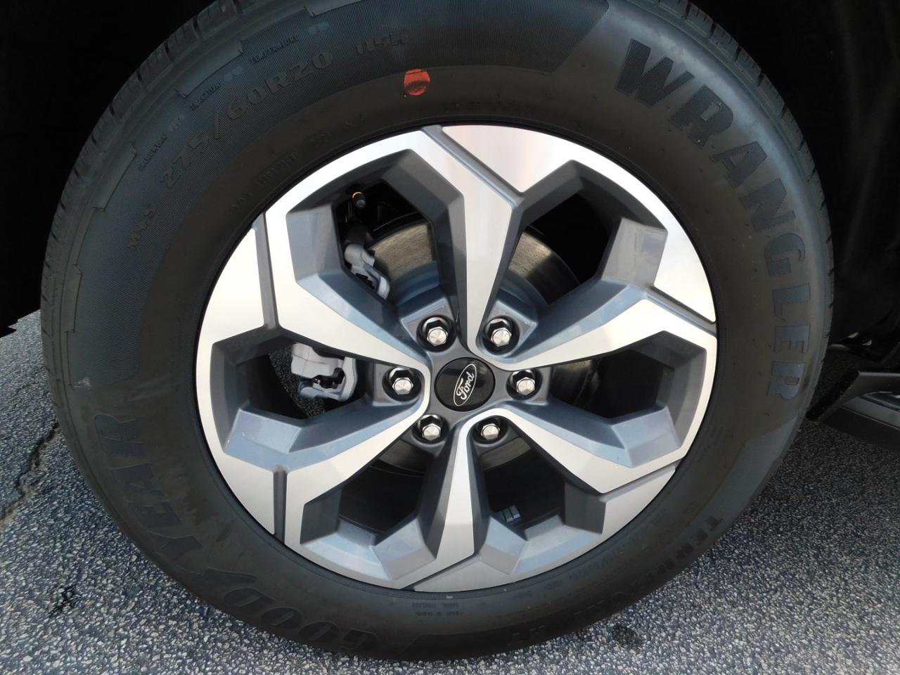 Ford Expedition Active 4x2 2027