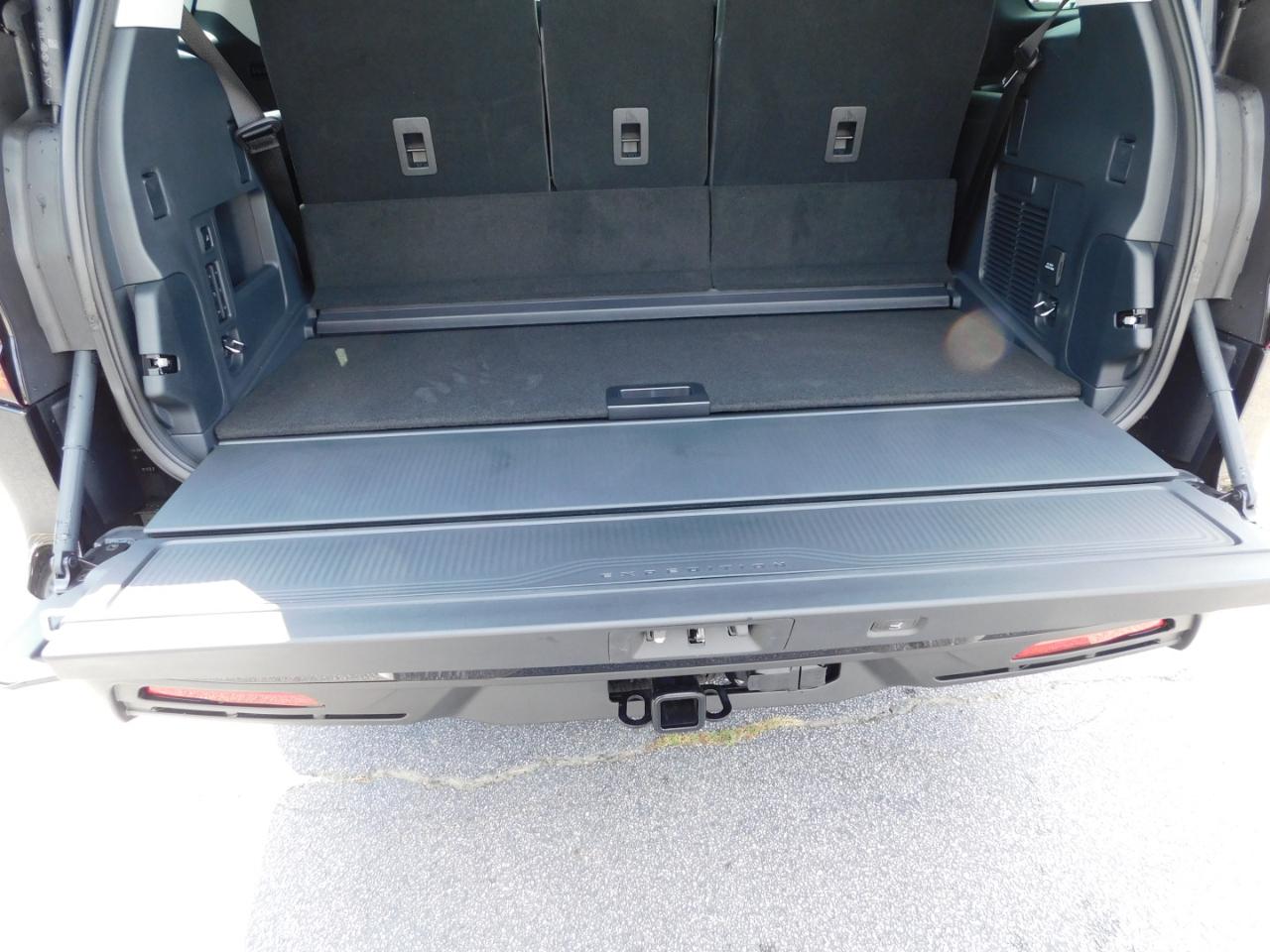 Ford Expedition Active 4x2 2027