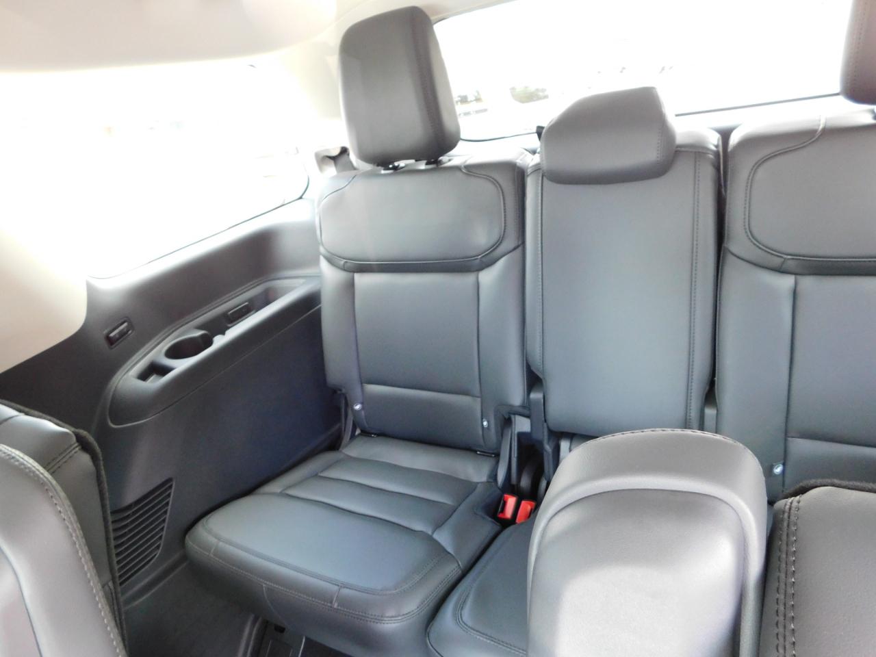 Ford Expedition Active 4x2 2027