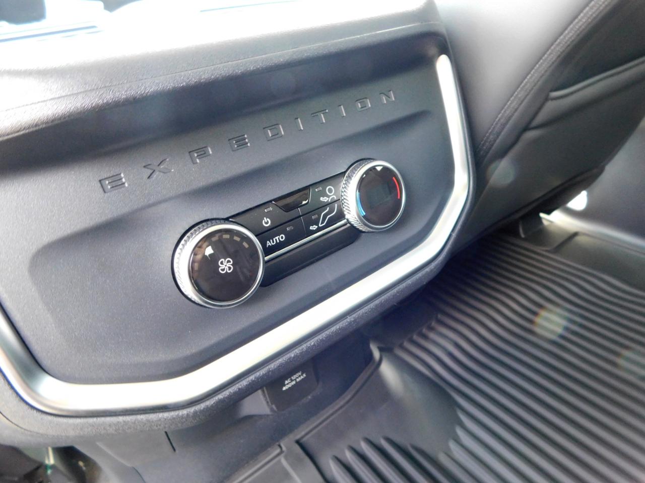 Ford Expedition Active 4x2 2027
