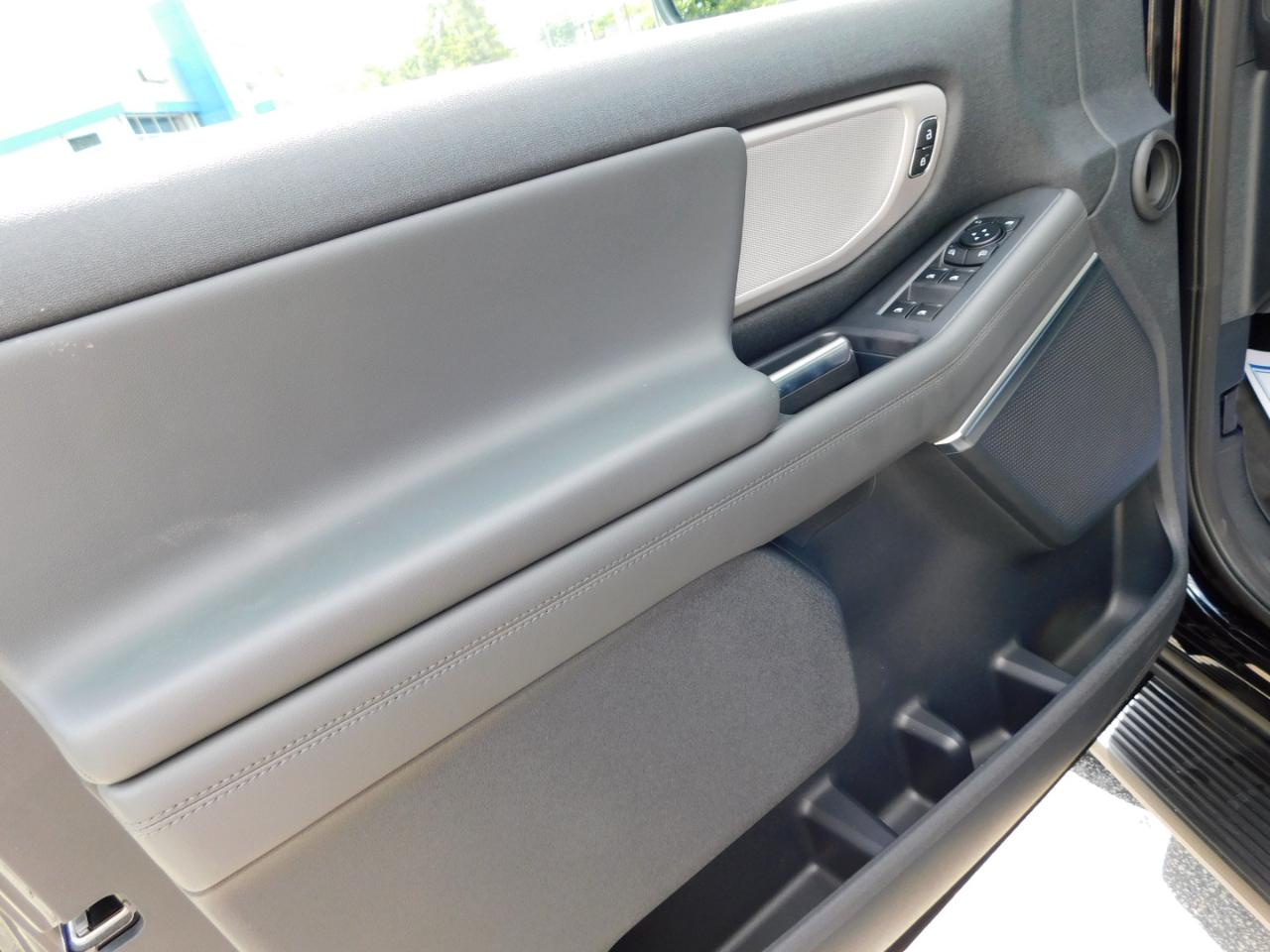 Ford Expedition Active 4x2 2027