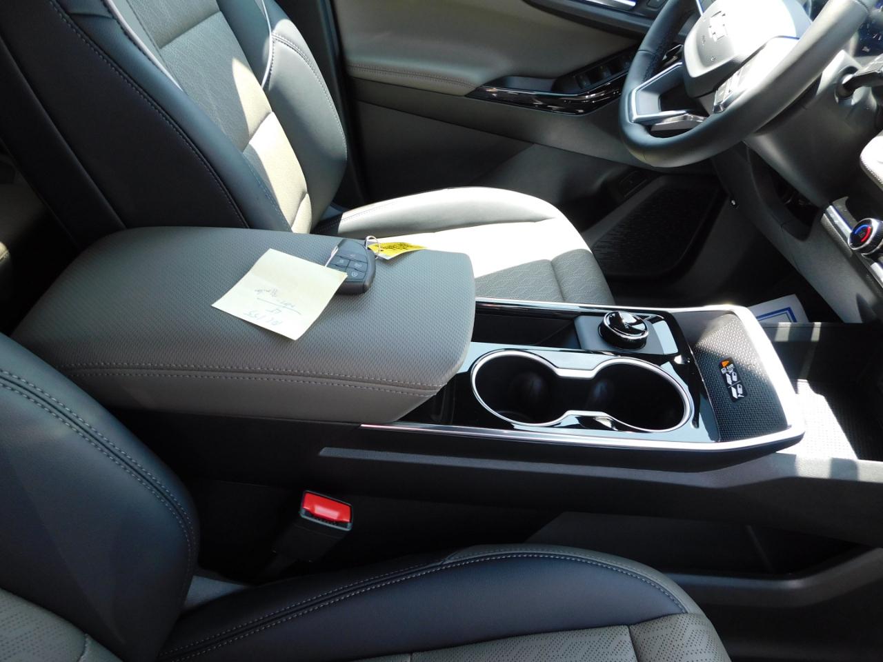 Chevrolet Equinox FWD 4dr LT w/1LT 2027