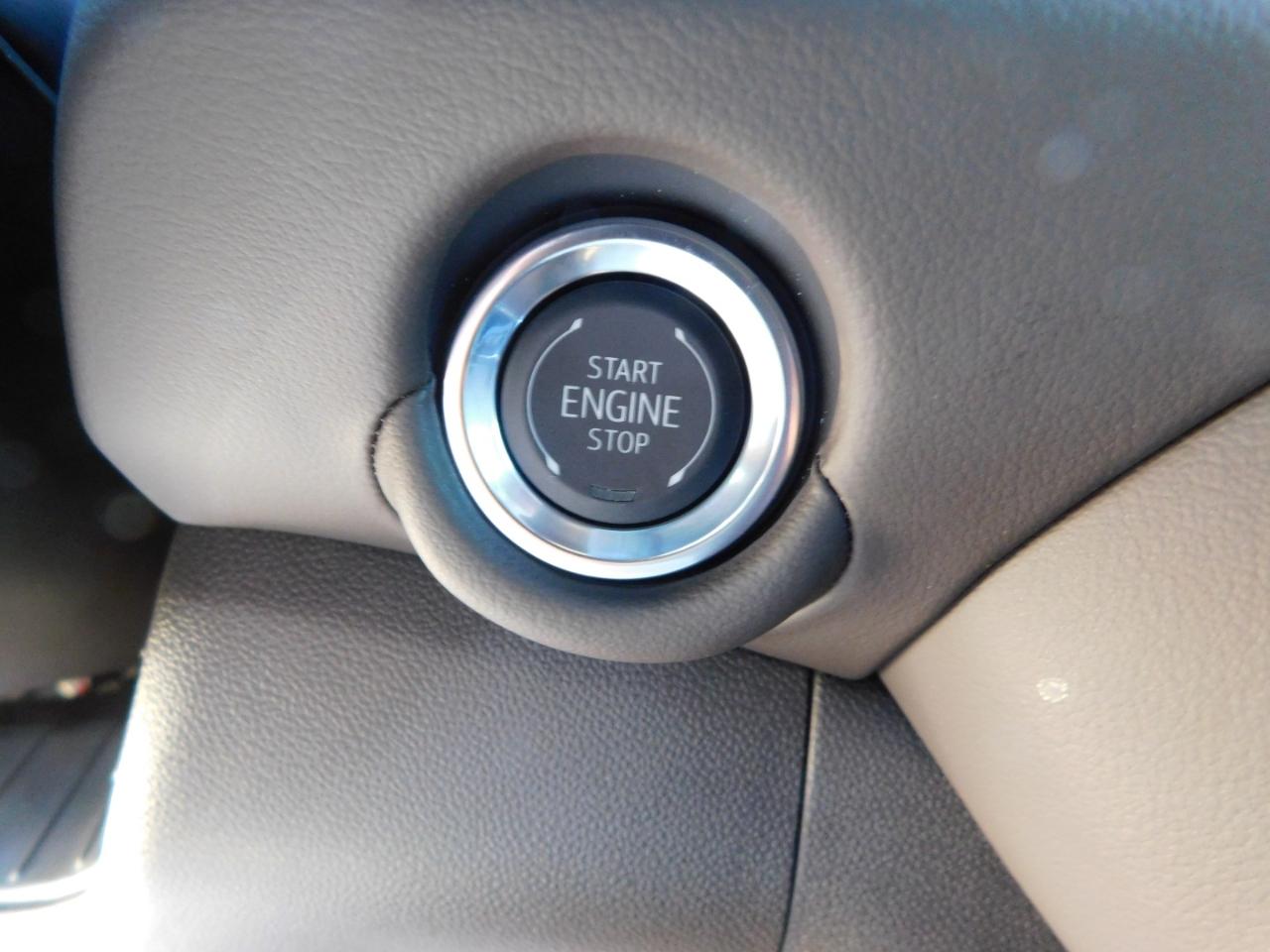 Chevrolet Suburban 4WD 4dr LT 2026