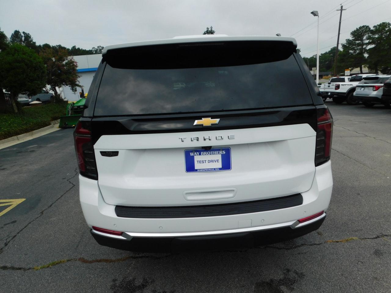 Chevrolet Tahoe 2WD 4dr LS 2026