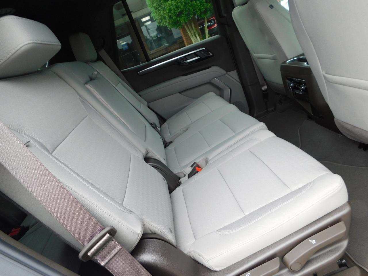Chevrolet Tahoe 2WD 4dr LS 2026
