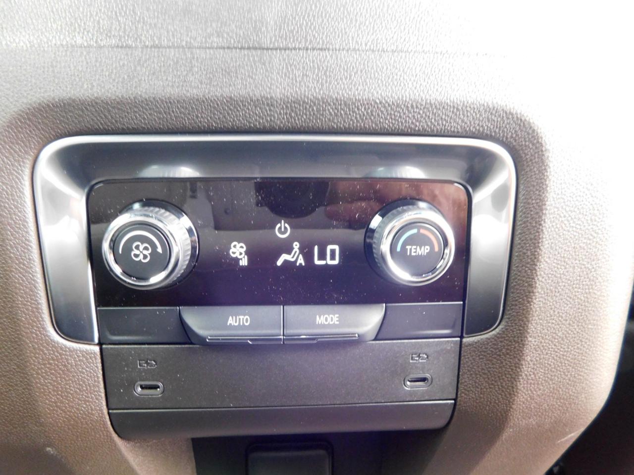 Chevrolet Tahoe 2WD 4dr LS 2026