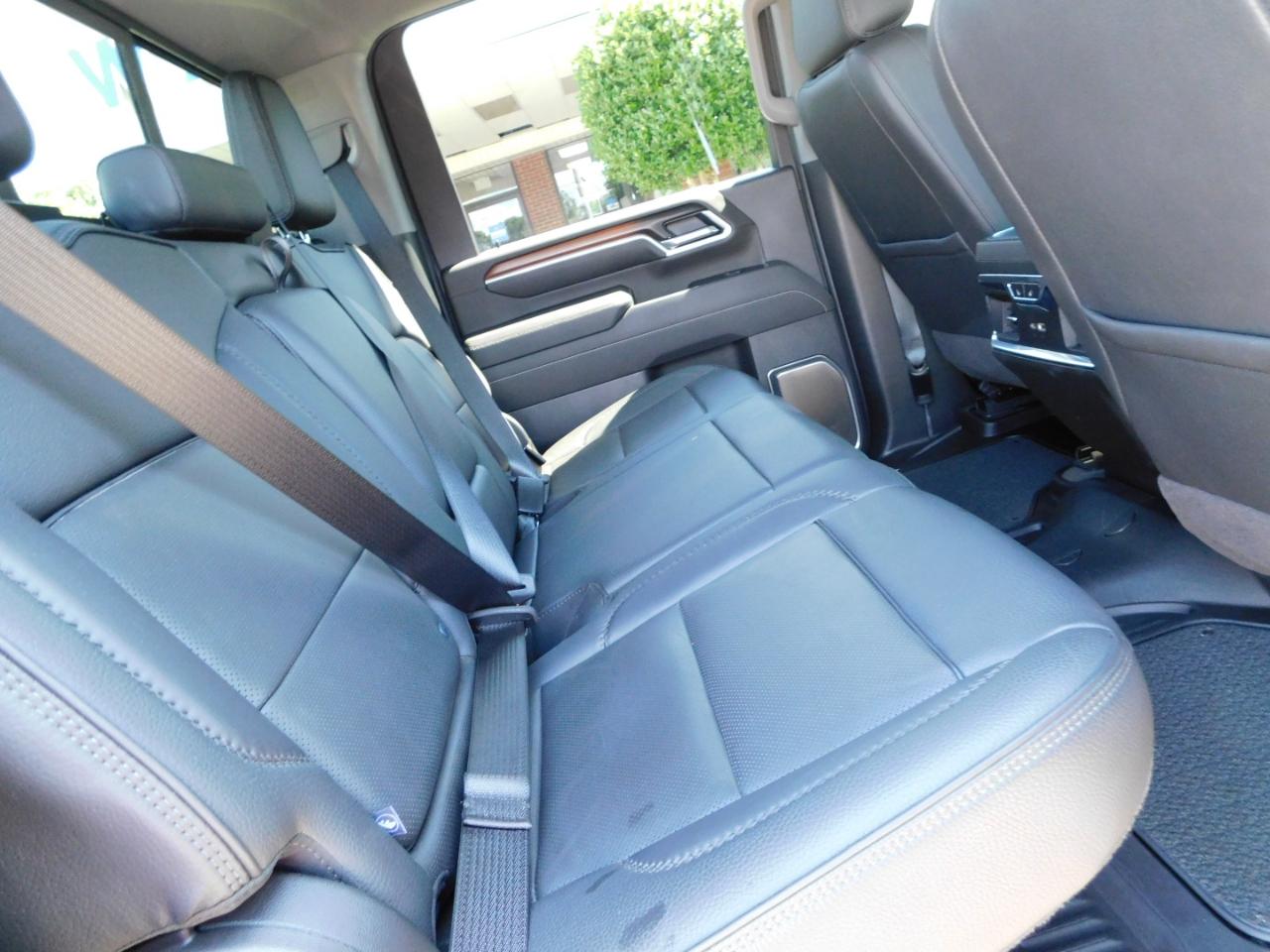 GMC Sierra 2500HD 4WD Crew Cab 159" Denali 2025