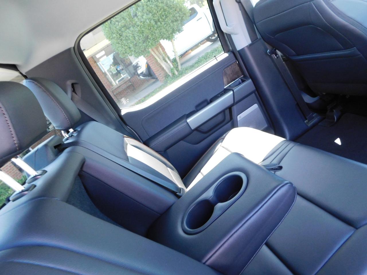 Ford Super Duty F-250 SRW  2027
