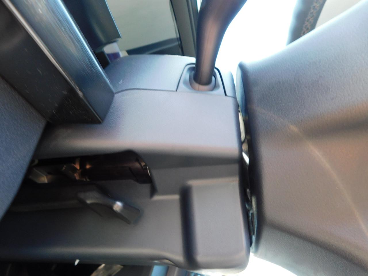 Ford Super Duty F-250 SRW  2027