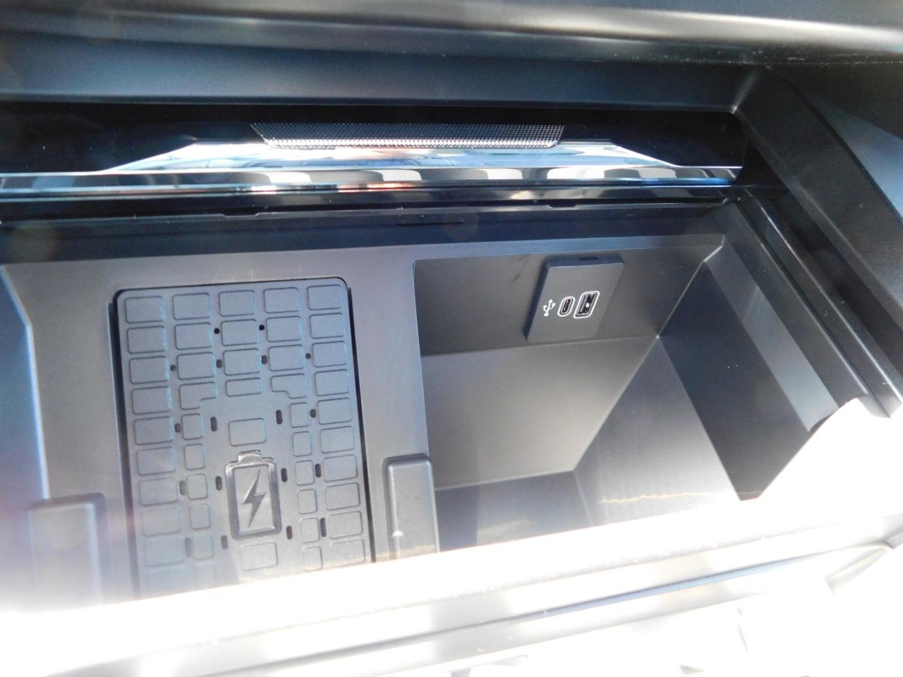 Ford Super Duty F-250 SRW  2027
