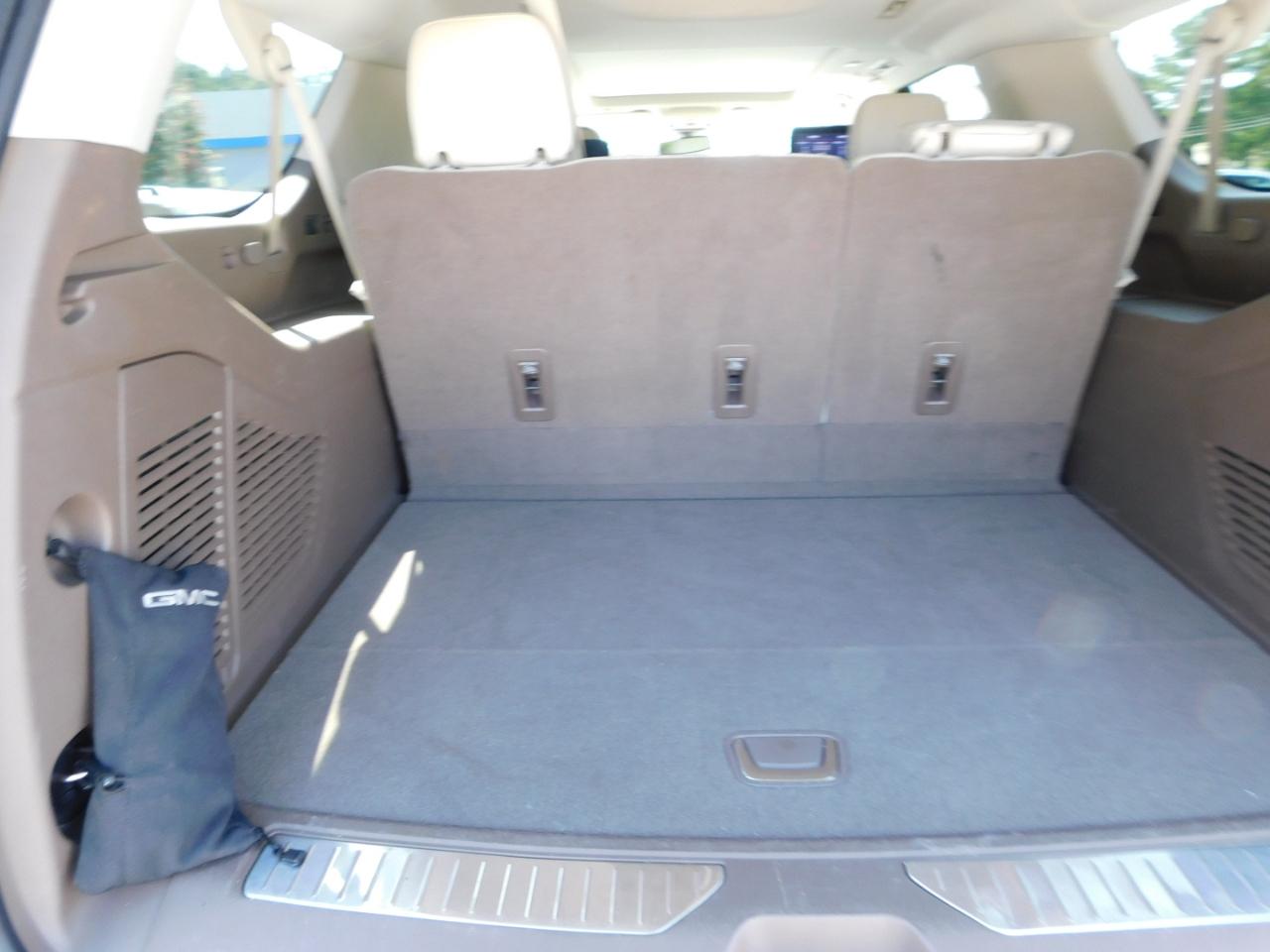 GMC Yukon XL 2WD 4dr Denali 2021