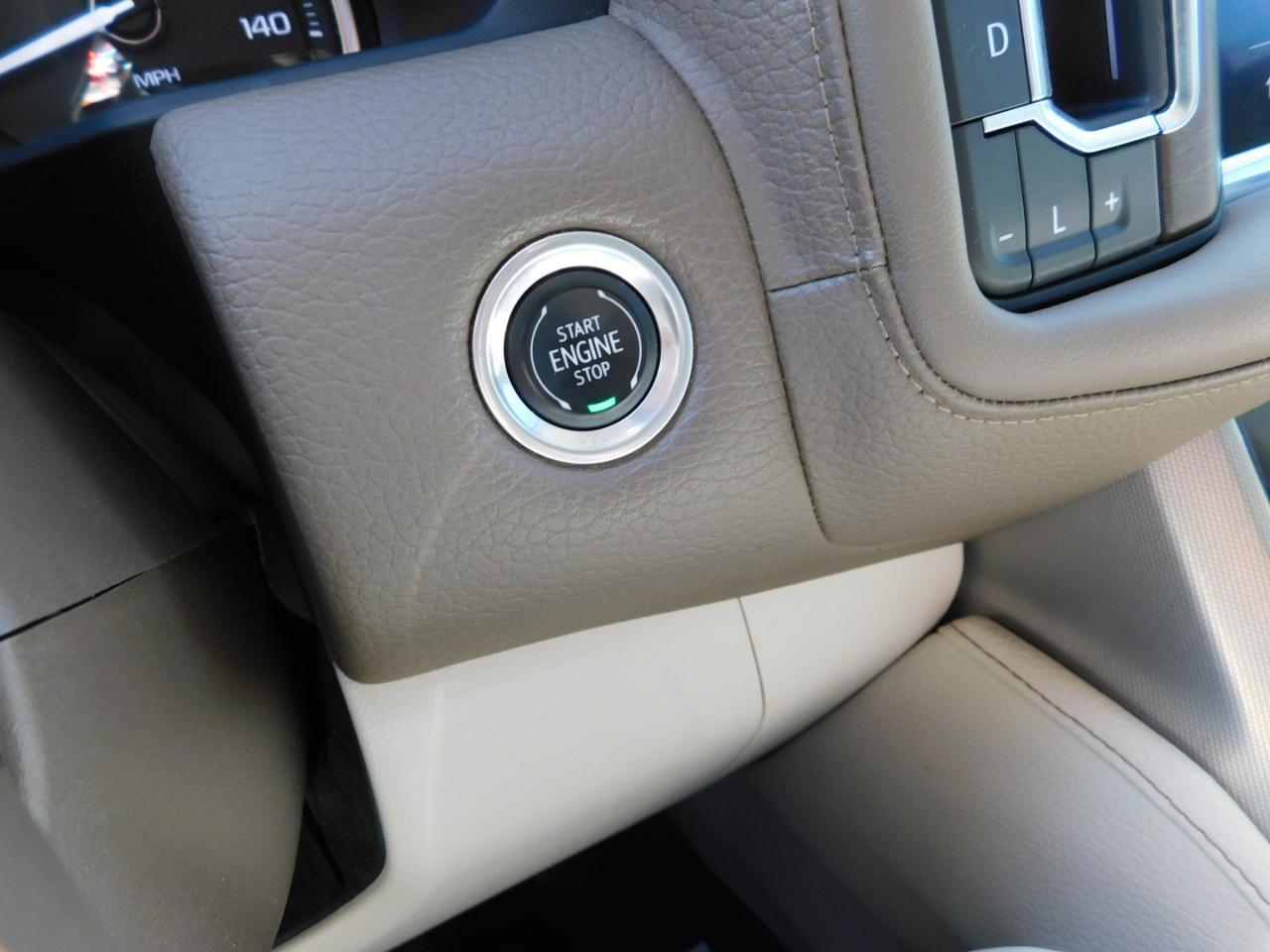 GMC Yukon XL 2WD 4dr Denali 2021