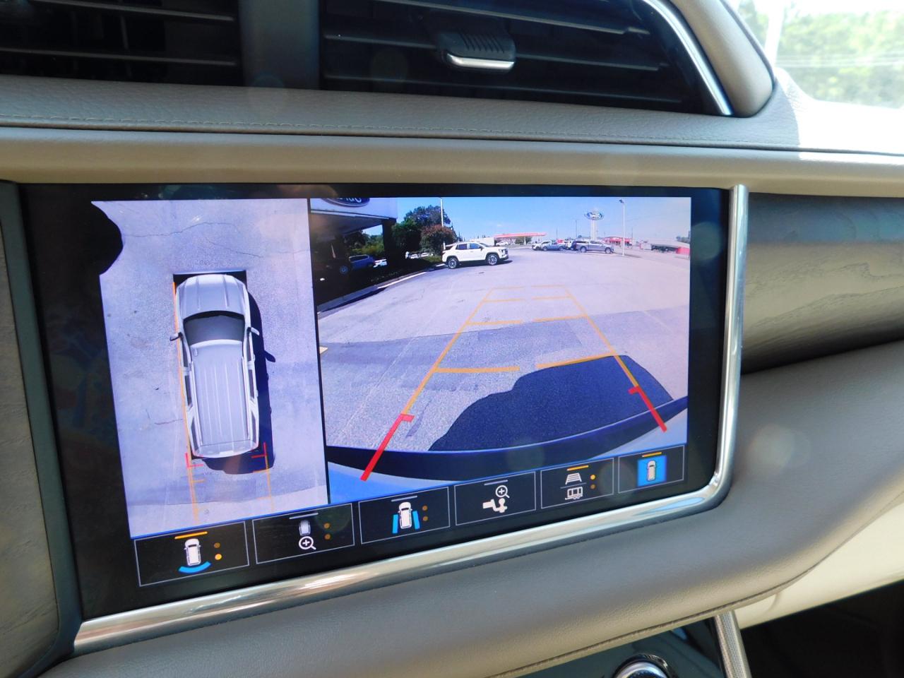 GMC Yukon XL 2WD 4dr Denali 2021