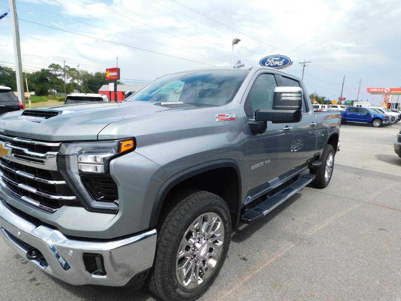 Chevrolet Silverado 2500HD 4WD Crew Cab 159" LTZ 2026