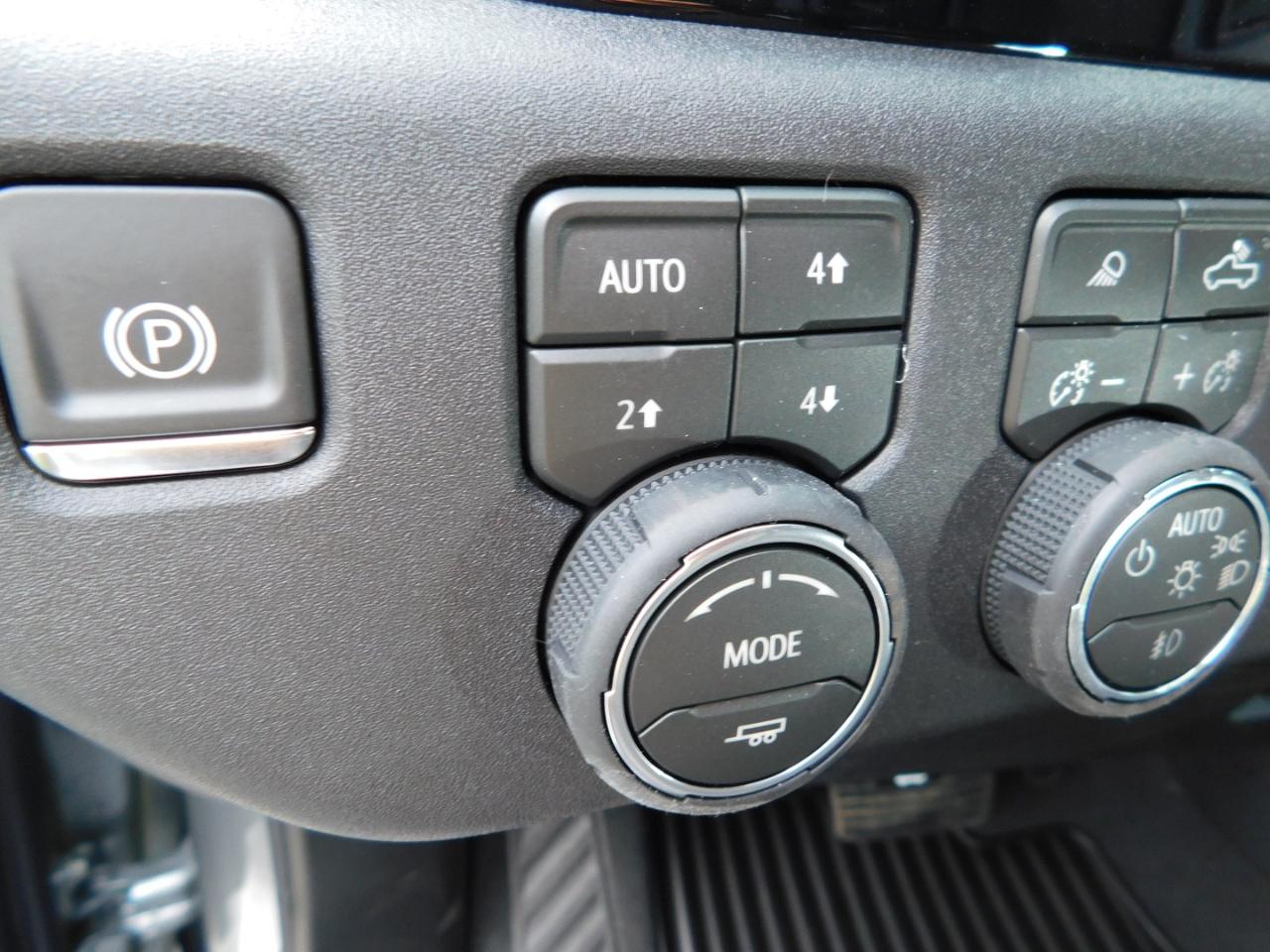 Chevrolet Silverado 2500HD 4WD Crew Cab 159" LTZ 2026